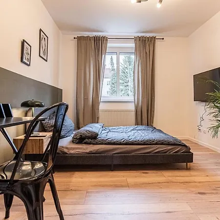 Arbio I Cozy Augsburg-goeggingen Apartman *